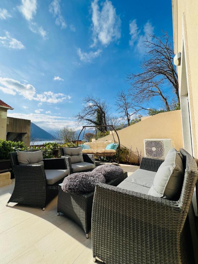 Apartment With Terrace And Private Parking โกตอร์ ภายนอก รูปภาพ