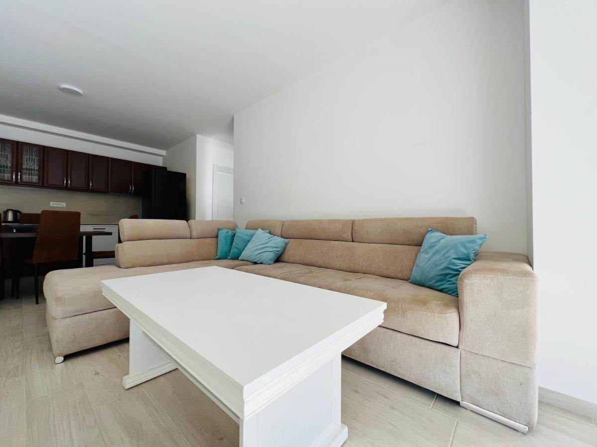 Apartment With Terrace And Private Parking โกตอร์ ภายนอก รูปภาพ